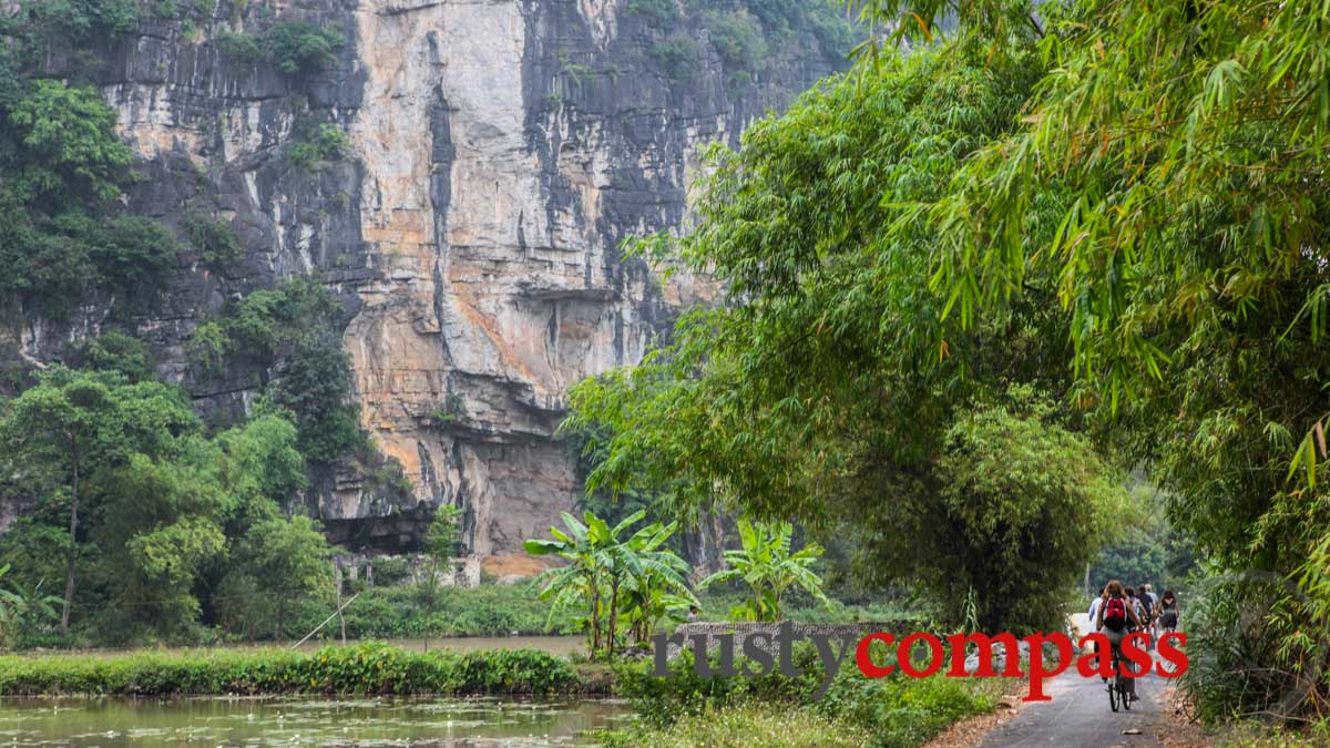 Ninh Binh, less than 100 kms south of Hanoi is perfect place for relaxed cycling.