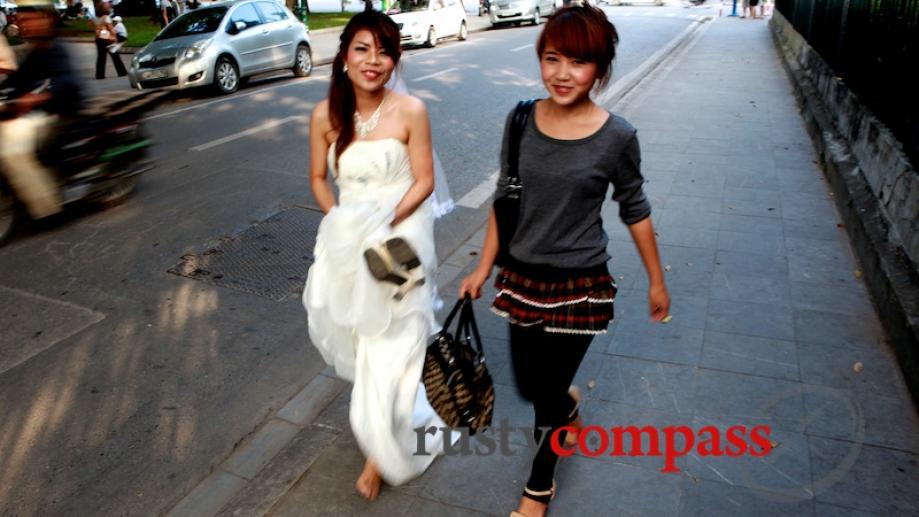 The barefooted bride - Hanoi.