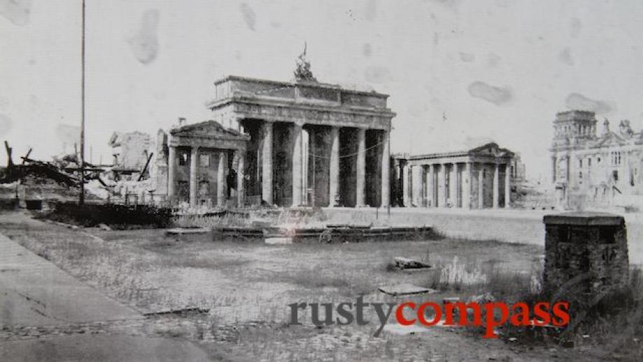 The Brandenburg Gate at the end of WWII.