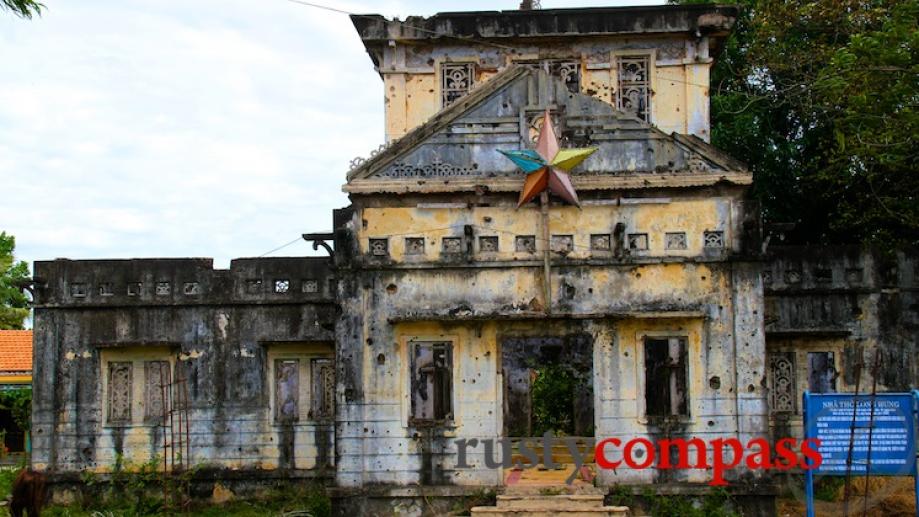 Long Hung Church Quang Tri - another church destroyed at...
