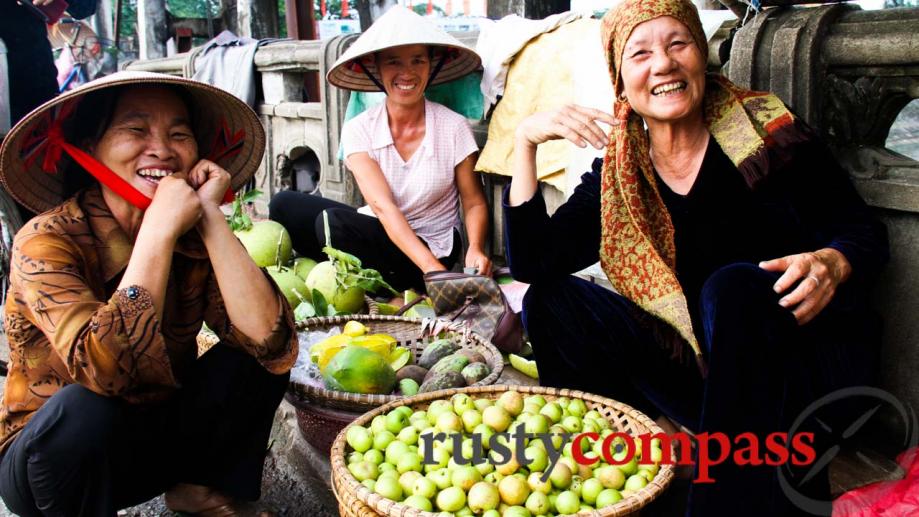 Friendly smiles from the ladies of Kim Son town, Ninh...