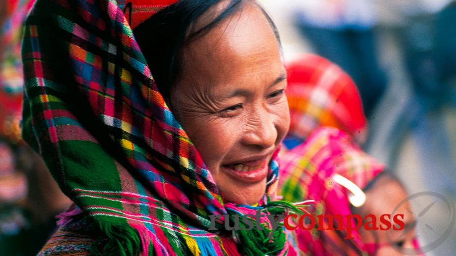 Flower Hmong woman, outside Sapa