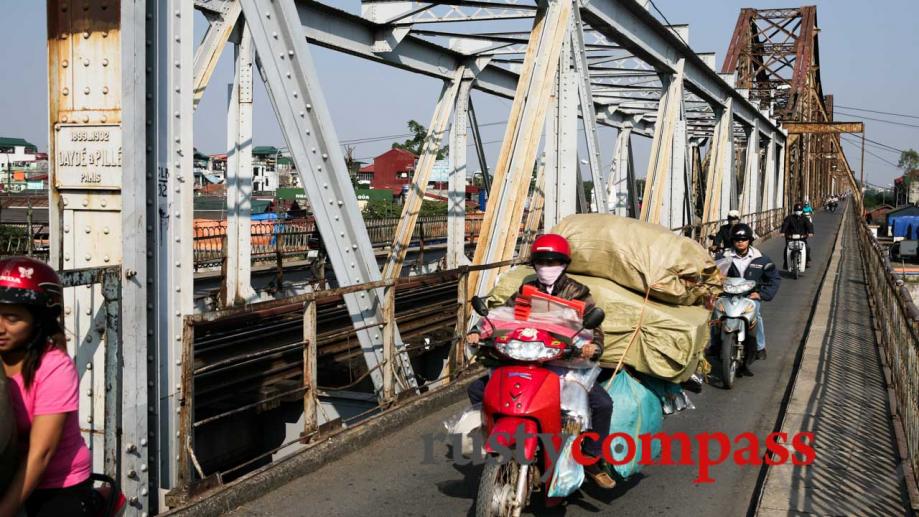 Long BIen Bridge, Hanoi. It was known as Paul Doumer...