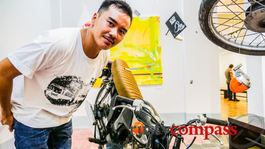 The motorcycle in art - Artist Trang Suby One with...