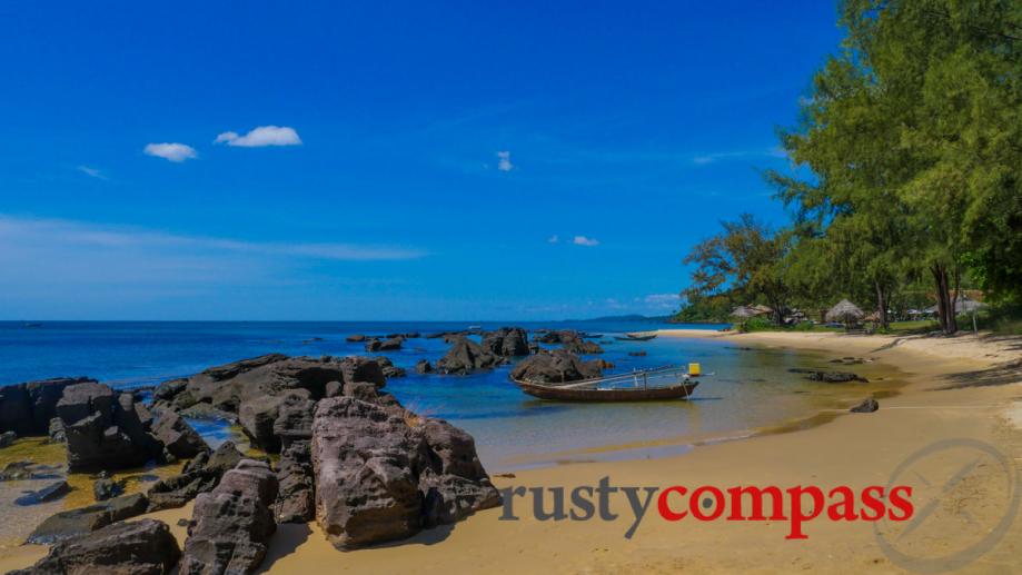Mango Bay Resort, Phu Quoc Island - 1km of beach...
