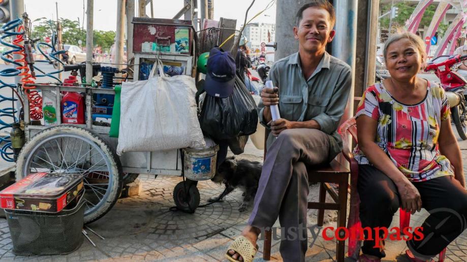 An enduring partnership on a Saigon street corner