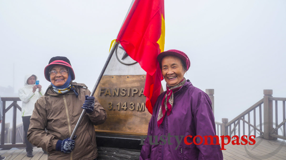 A patriotic ritual - conquering Fansipan A patriotic ritual - conquering Fansipan