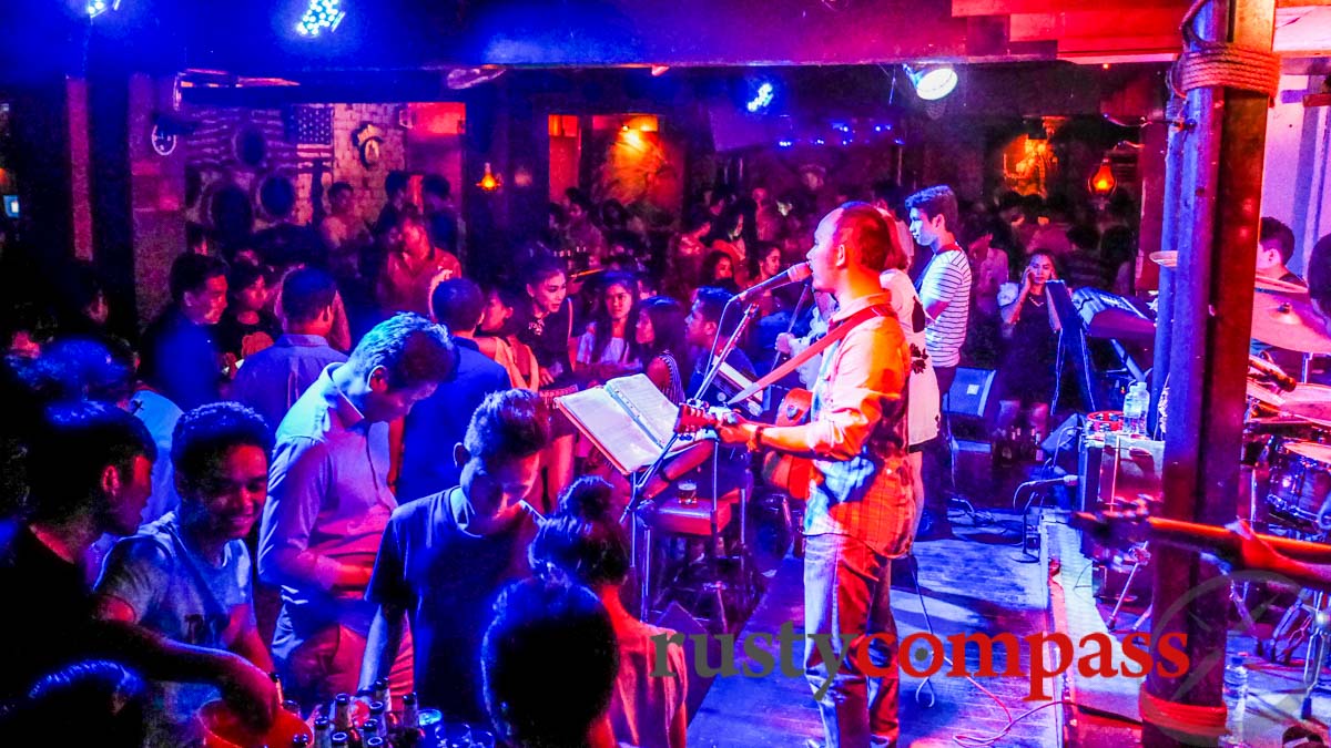 This packed local bar in Vientiane Laos is smoke free. Why not Vietnam? This packed local bar in Vientiane Laos is smoke free. Why not Vietnam?