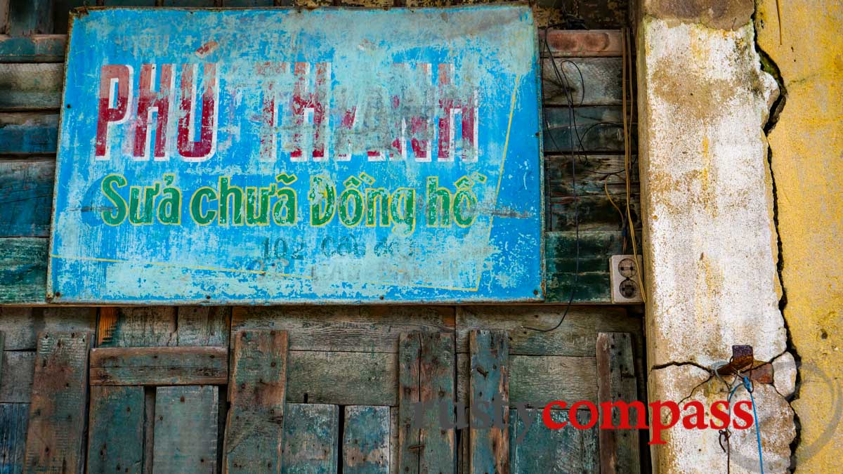 Old typography, Haiphong - Mr Khanh thought it wasn't deserving of a shot.