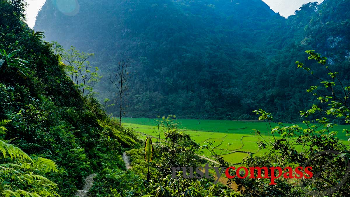 Pu Luong Vietnam - rural beauty minus the plastic