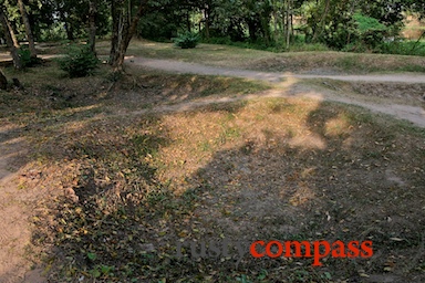 images/rustycompass/CAMBODIA/PHNOMPENH/CHOEUNGEK0111/choeung ek killing fields 4x3 0111 3.jpg Cambodia,Choeung Ek,Killing Fields,Phnom Penh