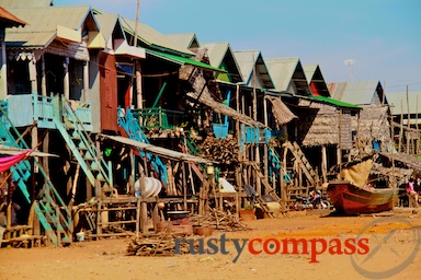 images/rustycompass/CAMBODIA/SIEMREAP1210/SEEANDDOSIEMREAP0211/TONLESAP0311/ton le sap 0311 4x3 1.jpg Angkor,Cambodia,Kompong Phluk,Siem Reap,temples,Ton Le Sap