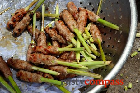 food,Nem Lui,Hue,Quan Hanh,restaurant,Vietnam