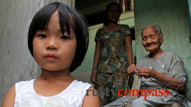 Vietnam,people,Hue,backstreets