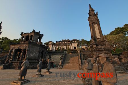 monument,royal tomb,Khai Dinh's Tomb,Tombs,Hue,Vietnam