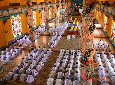 Cao Dai Temple can be visited with Cu Chi in a full day from Saigon