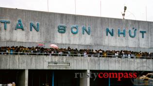 Vietnam in the 1990s - Qantas returns to Saigon