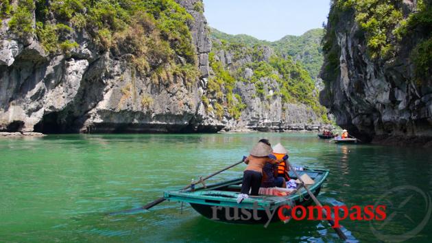 Floating village excursion. Au Co, Halong Bay