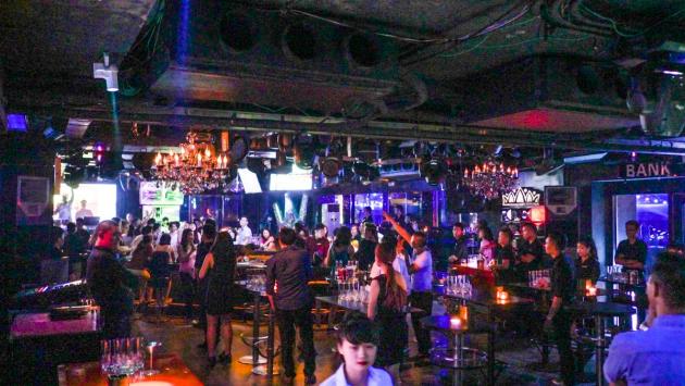 Bank nightclub, Hanoi