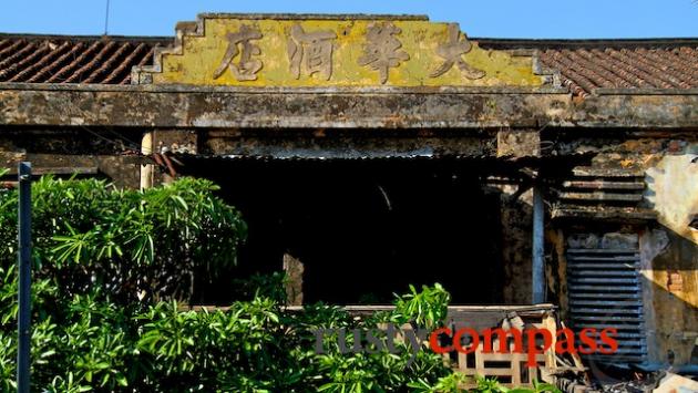 Old Chinese warehouse, Ben Tre riverfront