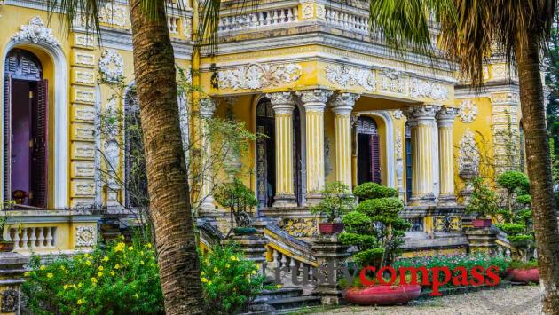 An Dinh Palace, Hue