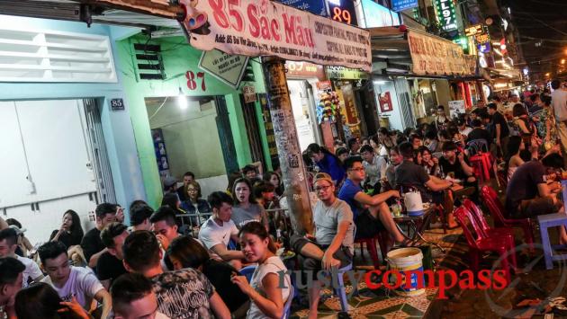 Bui Vien St - Saigon's bacpacker district