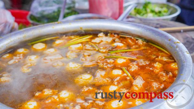 Bun Bo Hue, Nguyen Du