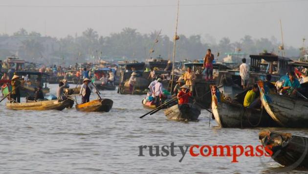 Cai Rang floating market