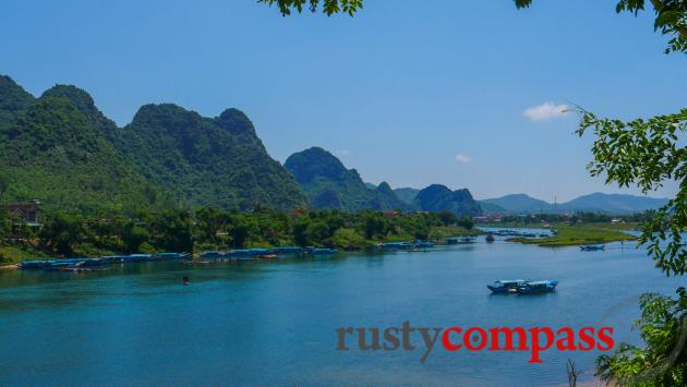 Carambola Bungalow, Phong Nha