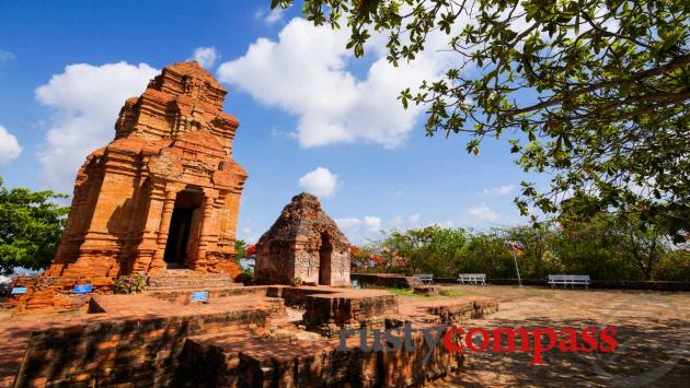 Po Shanu Cham Towers, Phan Thiet