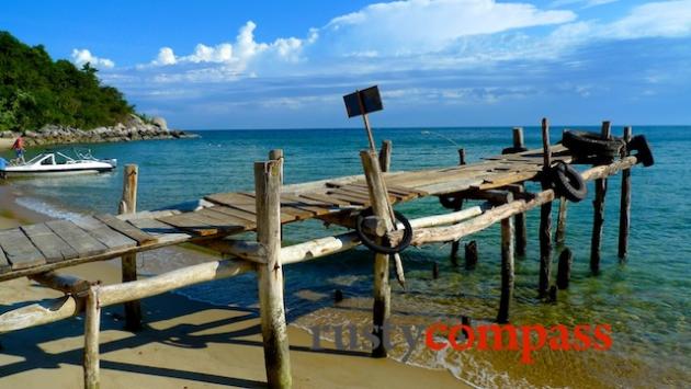 Stunning beach at Cham Island, off Hoi An