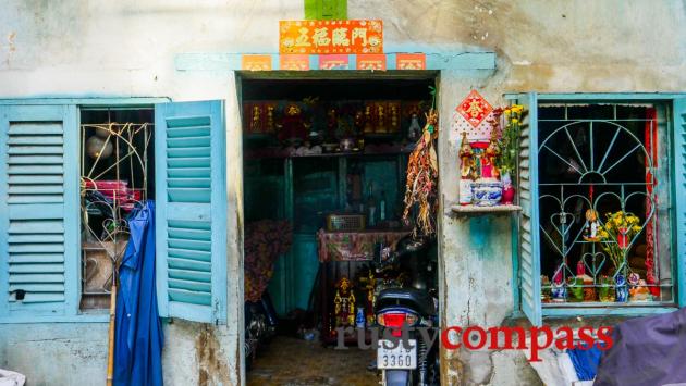 Down an alley - Cholon