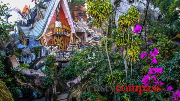 Crazy House, Dalat