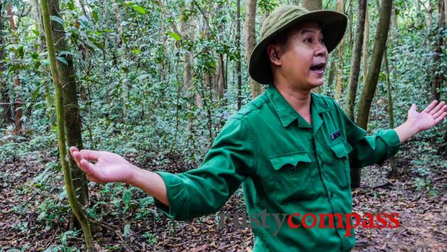 Guide at Cu Chi