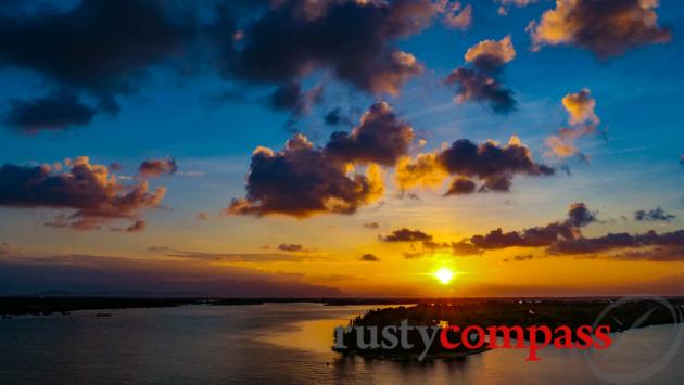 Cua Dai Bridge sunset, Hoi An