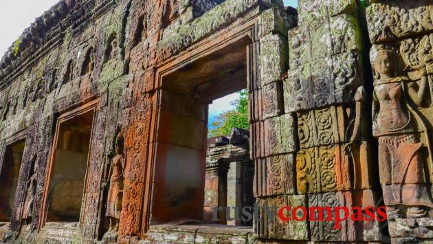 Banteay Kdei Temple - by bike