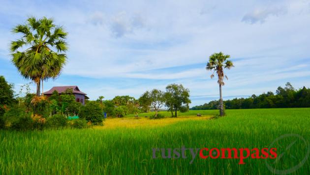 Cycling beyond the main temples - Angkor Archaelogical Park