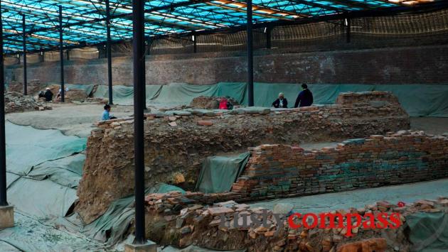 Architectural dig, Hanoi Citadel