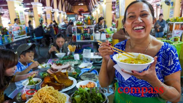 Friendly local stallholder, Hoi An Market.