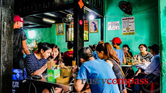 Packed Chicken Rice joint, Hoi An