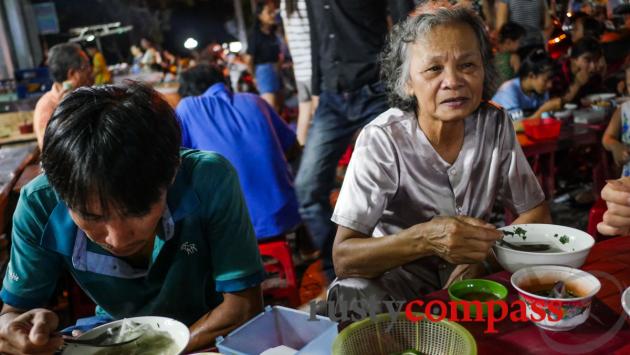 Sitting down with the locals, Quy Nhon