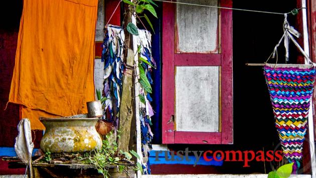 Luang Prabang colours