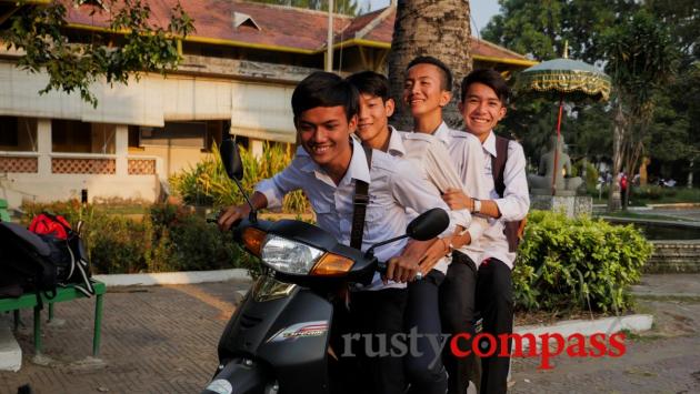 Preah Sisowath High School, Phnom Penh