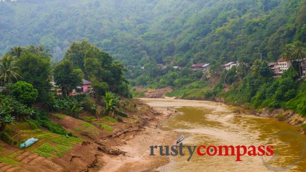 Muang Khua, Laos