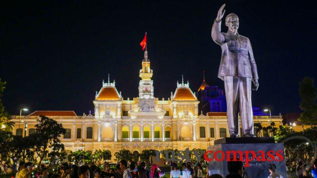 Uncle Ho and Ho Chi Minh City People's Committee Building