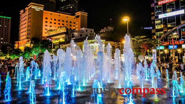 Nguyen Hue walking street