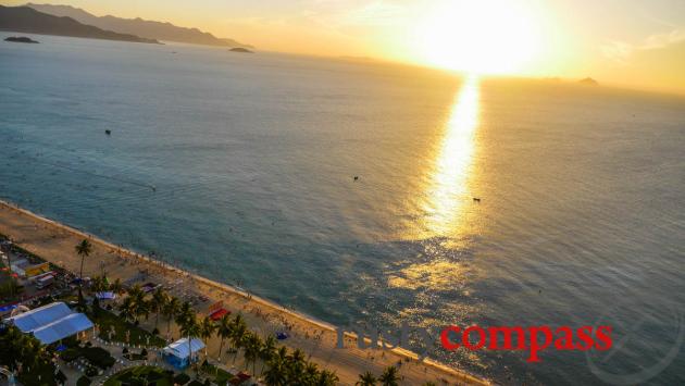 Daybreak over the bay - Nha Trang