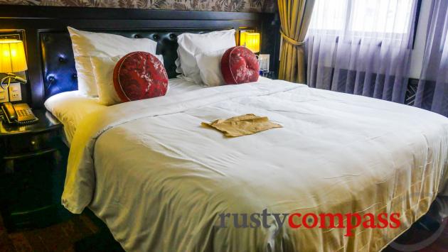 Pardise Luxury - Paradise Cruises, Halong Bay