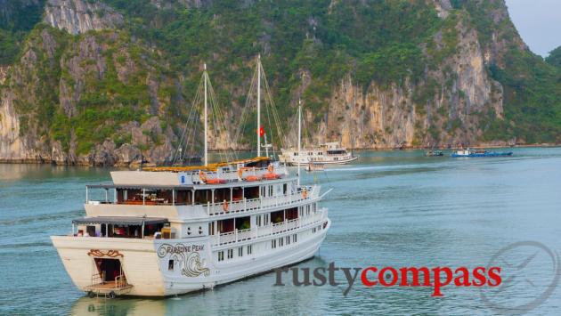 Pardise Peak - Paradise Cruises, Halong Bay