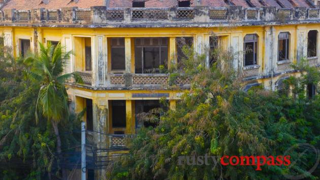 Colonial era Police Headquarters deteriorating fast, Phnom Penh